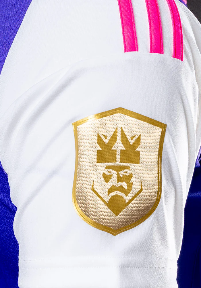 Camiseta de juego oficial 1K - Kings Limited Gold Edition - Image 10